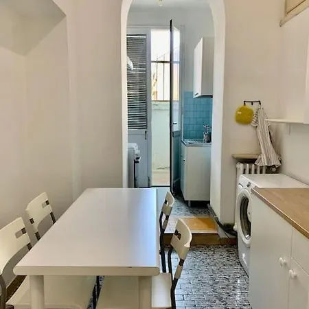 In The Center Of / P.ta Venezia Apartment Milan