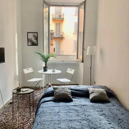 In The Center Of / P.ta Venezia Apartment