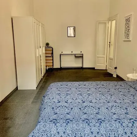 Apartment In The Center Of / P.ta Venezia *